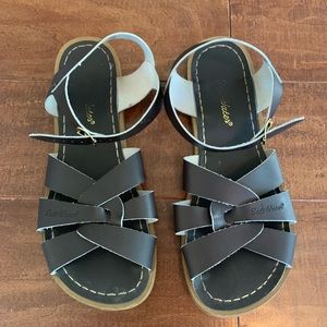 SALTWATER SANDALS